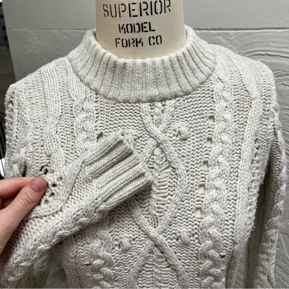 Cropped chunky knit sweater by Rachel Roy, flattering style with high waisted - Picture 4 of 7